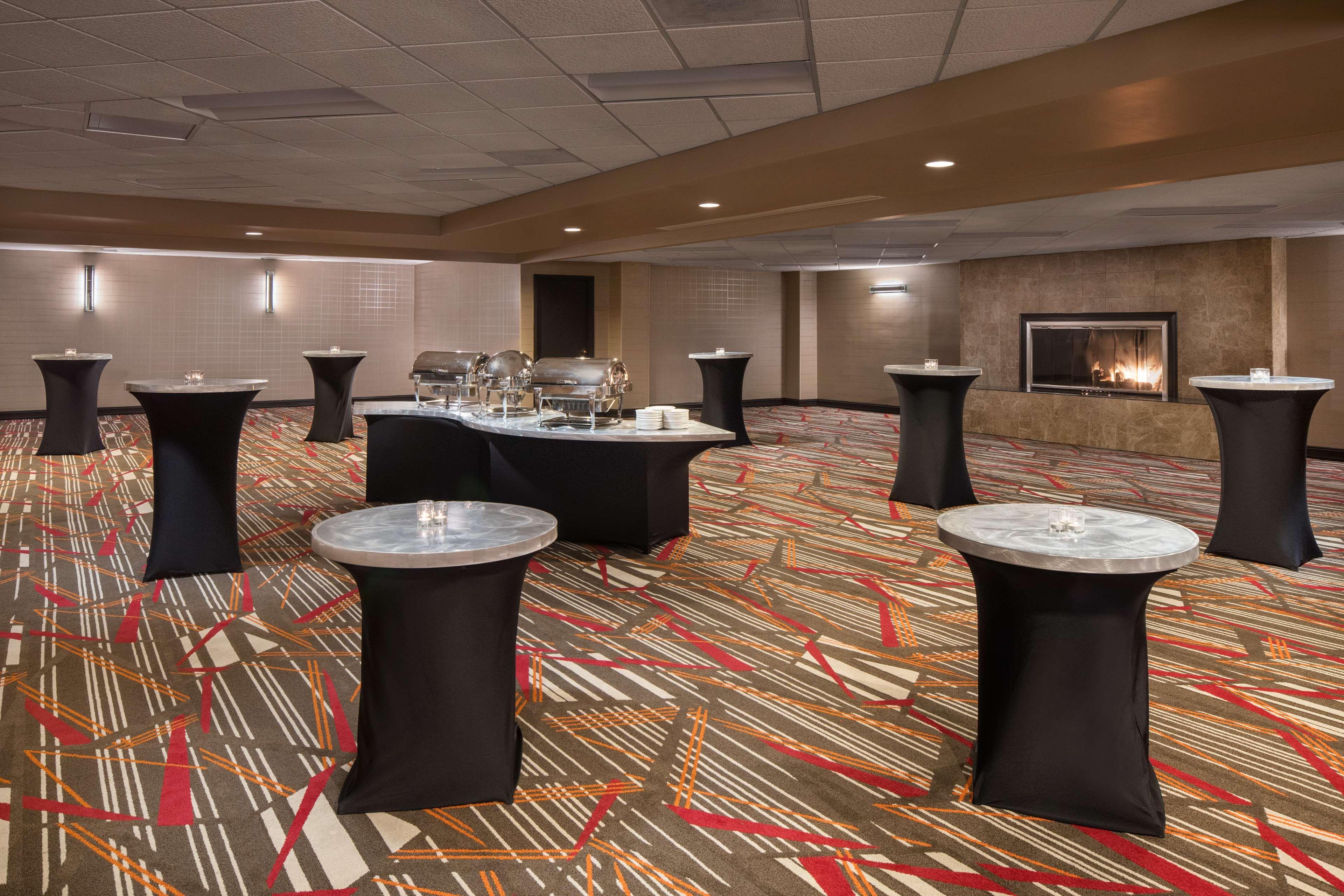 Doubletree By Hilton Denver Tech Грийнууд Вилидж Екстериор снимка