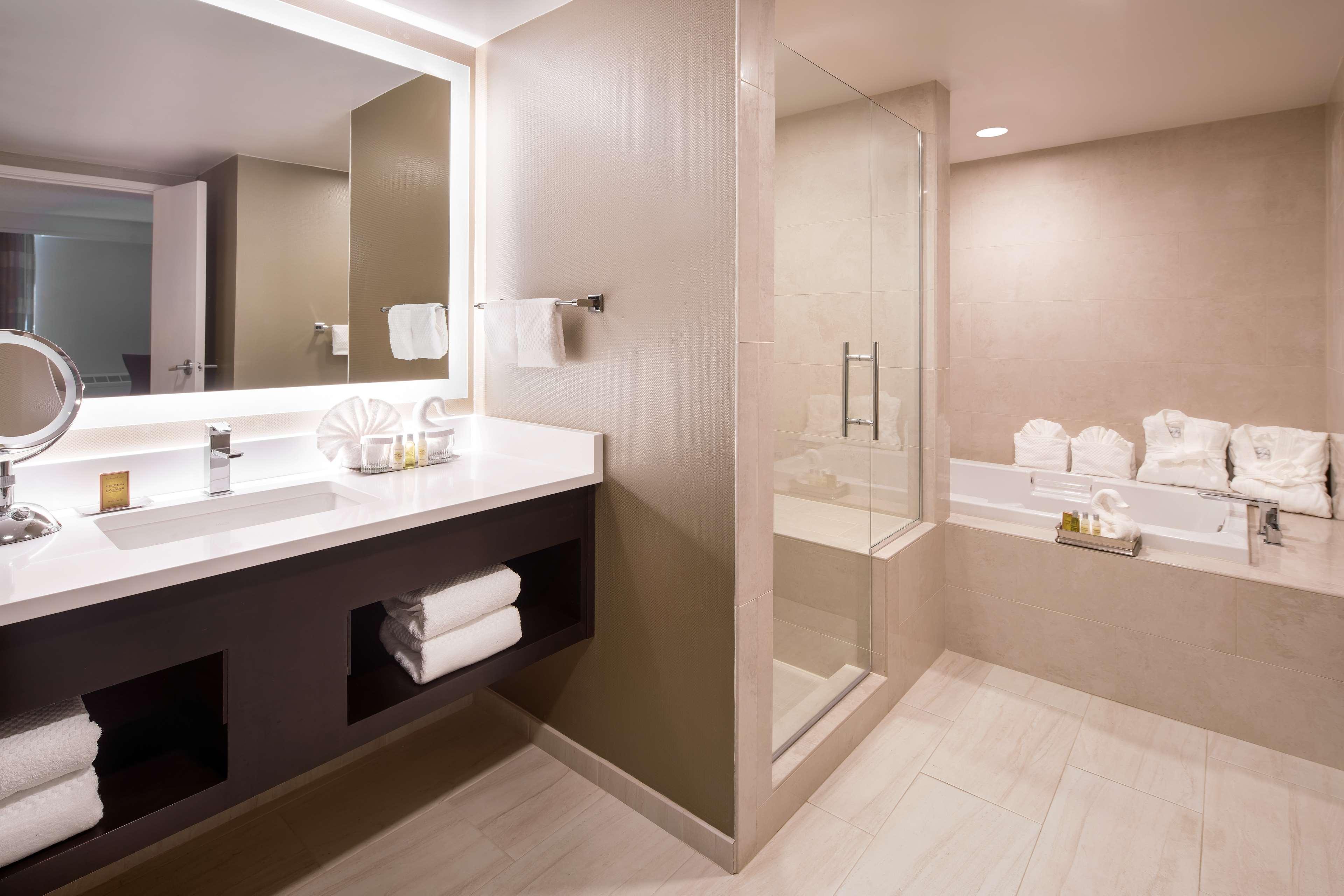 Doubletree By Hilton Denver Tech Грийнууд Вилидж Екстериор снимка